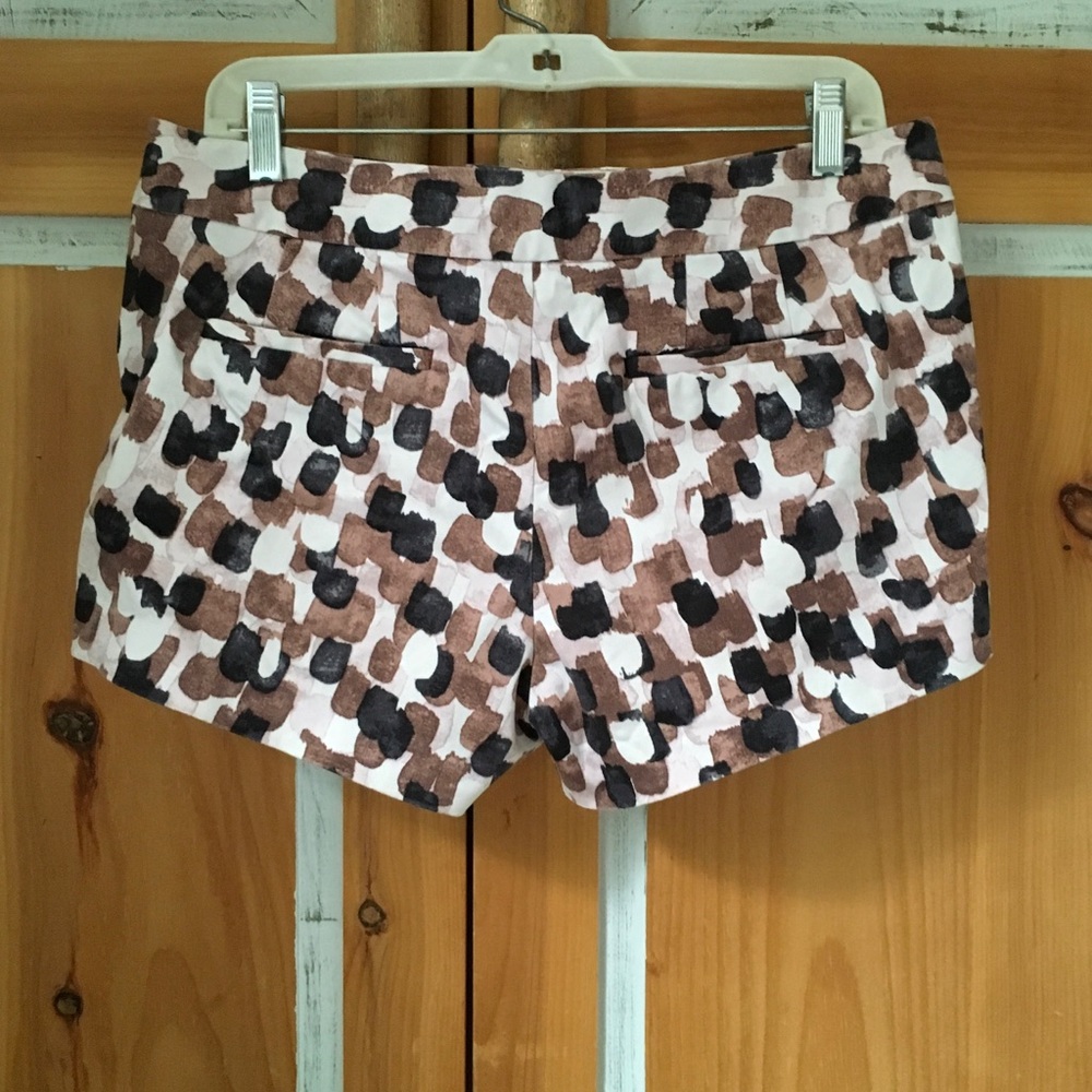 J Crew Classic Stretch Patterned Shorts. Size 8. - Picture 7 of 7